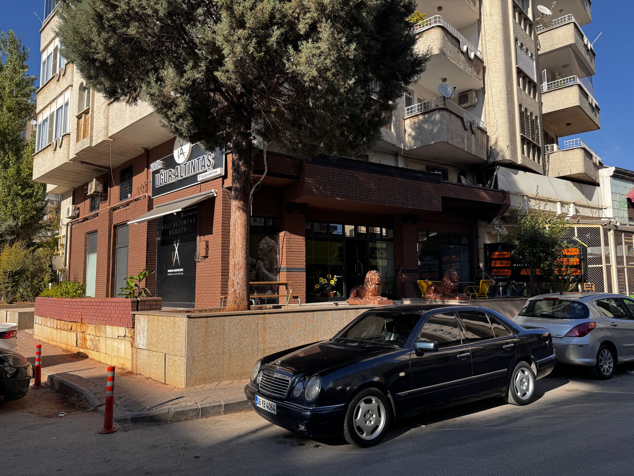 Uğur Altıntaş kuaför