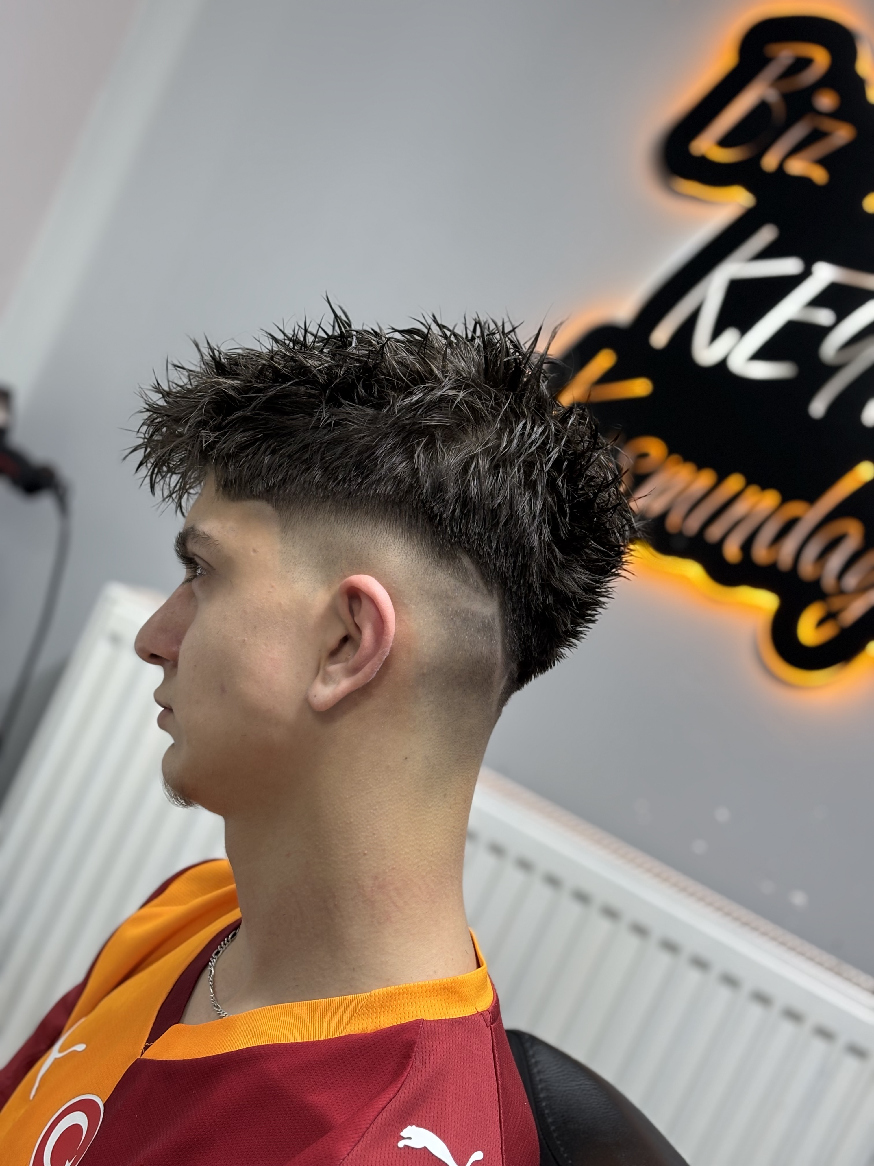 MİDDLE FADE